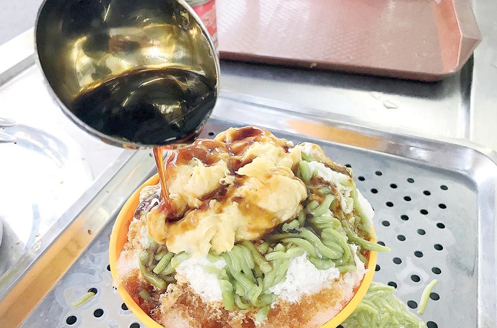 Durian King u00e2u20acu201d A dollop of durian in your chendol at Durian King makes all the difference. u00e2u20acu201d Picture by Rebecca Saw