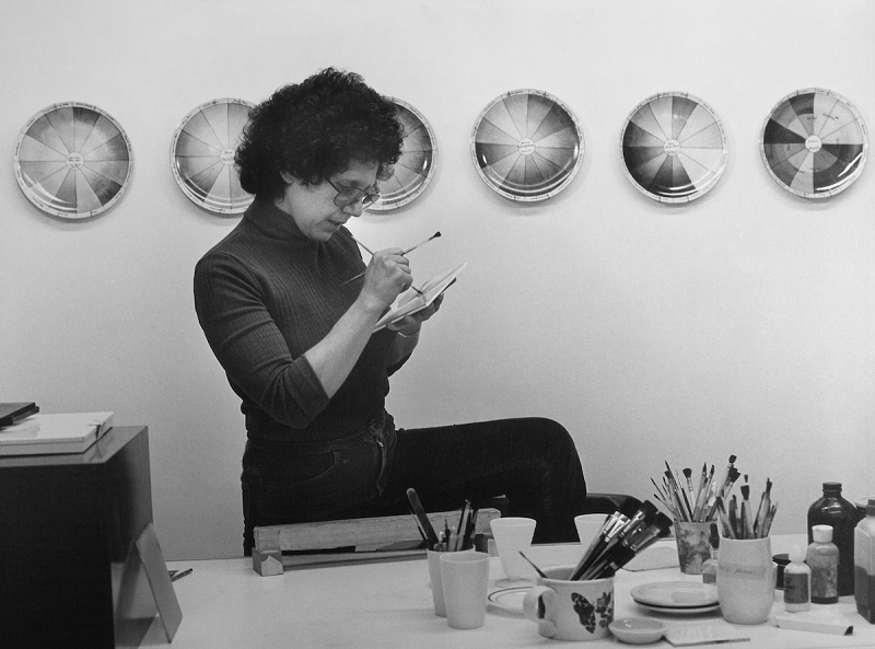 Judy Chicago in u00e2u20acu02dcThe Dinner Partyu00e2u20acu2122 China Painting Studio, 1975. u00e2u20acu201d Picture courtesy of Through the Flower Archive