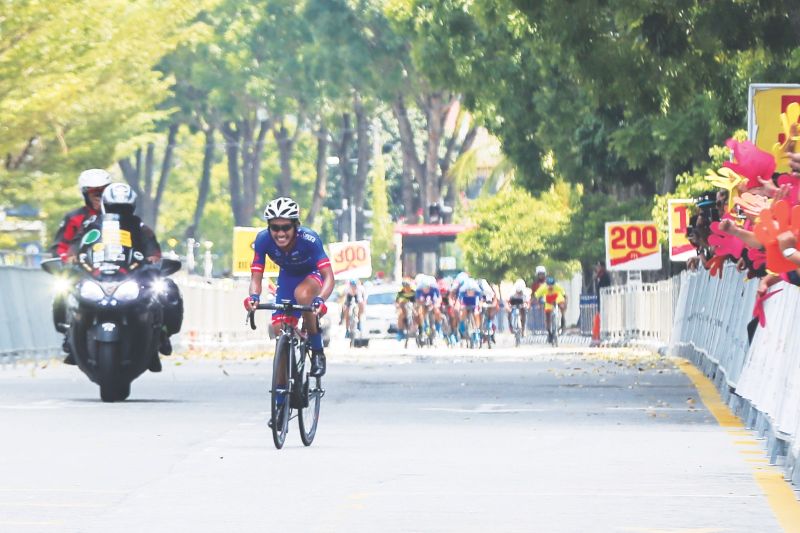 Aiman sprinting to the finishing line on his own. u00e2u20acu201d Ahmad Zamzahuri