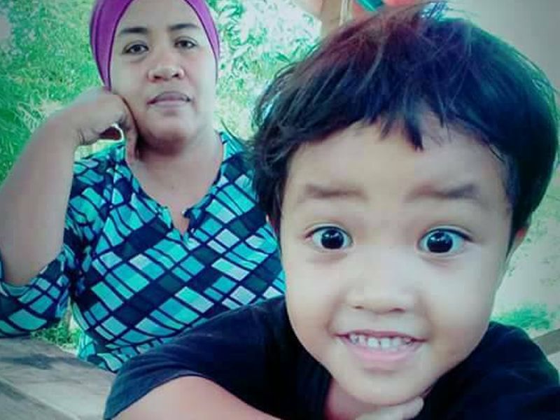 Nur Aliya Syifau00e2u20acu2122s father was sharpening the blade of his lawn mower when a piece of it broke and fatally hit the child on the chest. u00e2u20acu201d Picture courtesy of Facebook 