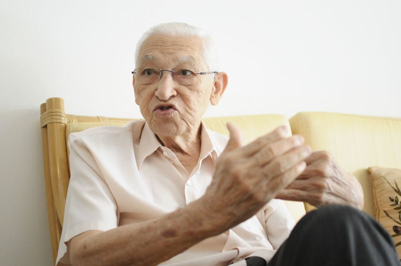 Dr Ronald McCoy speaks to reporters during an interview in Petaling Jaya on October 11, 2017. u00e2u20acu2022 Picture by Miera Zulyana 