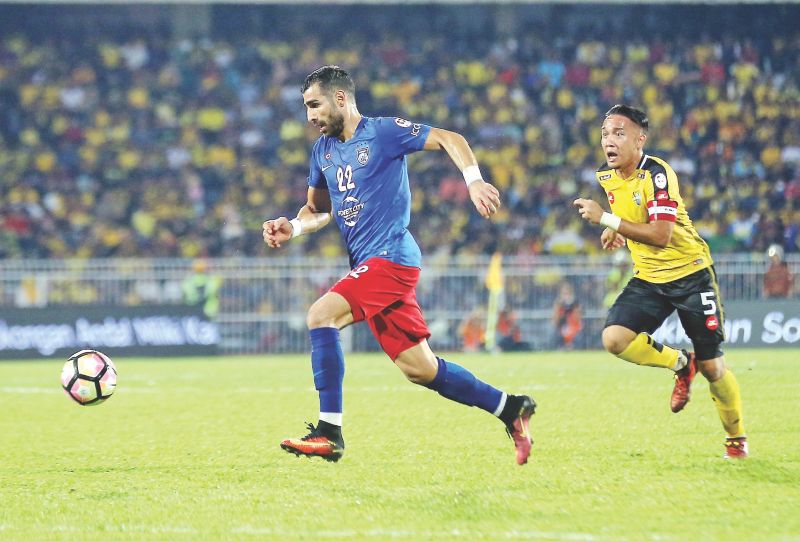Shahromu00e2u20acu2122s (right) mistake punished by Ghaddar. u00e2u20acu201d Picture by Marcus Pheong
