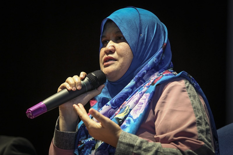 Rynn pointed out that forcing a national discussion on LGBT and portraying the community as a problem would go against the latter’s basic human rights. 