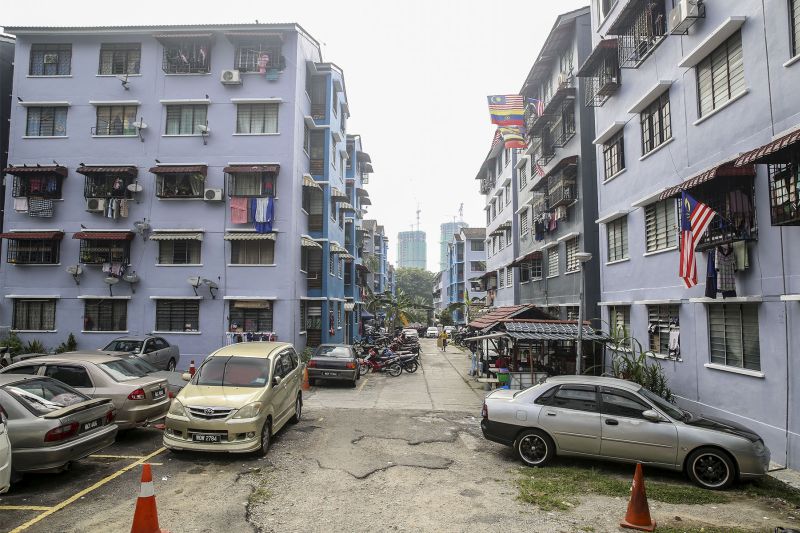 Surroundings of the low-cost Taman Angkasa Flats in Lembah Pantai. — Picture by Yusof Mat Isa