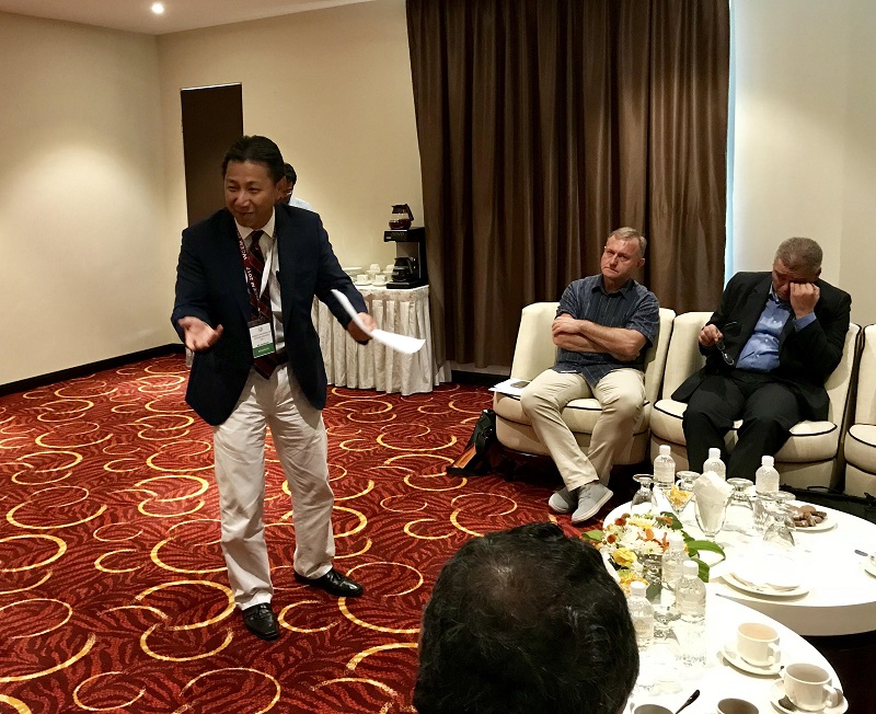 Dr Lee briefing speakers on Malaysiau00e2u20acu2122s scenario of exercise medicine at the World Conference on Exercise Medicine in Langkawi. u00e2u20acu201d Picture by A. RUBAN
