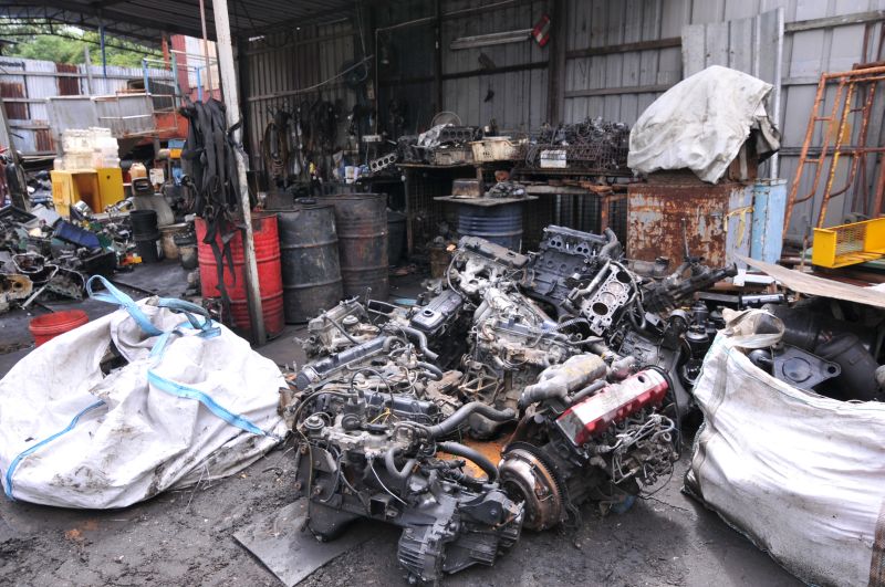 Auto parts shops with all sorts of vehicle parts including engines and spare parts are aplenty along Jalan Kampung Gajah.