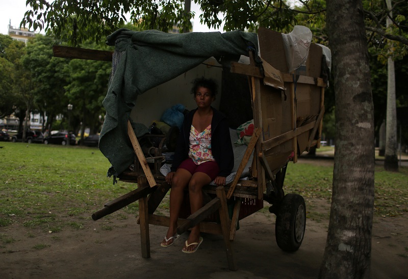 Rio’s homeless fear violence and ‘little showers’ amid ‘sidewalk ...