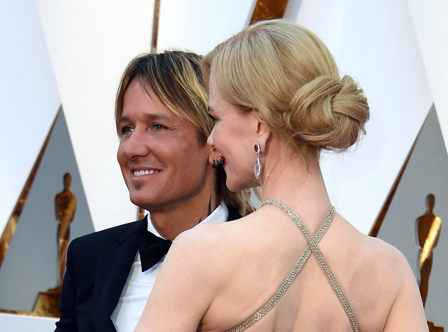 This file photo taken on February 26, 2017 shows Country star Keith Urban and his wife, actress Nicole Kidman, on the red carpet for the 89th Oscars in Hollywood, California. u00e2u20acu201d AFP pic 