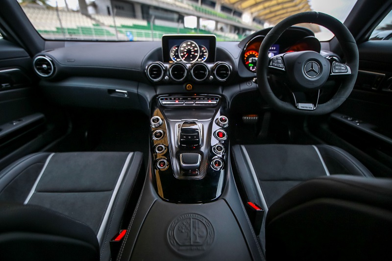The interior of the Mercedes-AMG GT R.