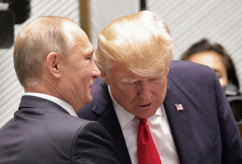 US President Donald Trump and Russian President Vladimir Putin talk before a session of the APEC summit in Danang, Vietnam November 11, 2017. u00e2u20acu2022 Reuters pic