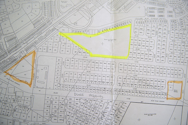 The proposed project site outlined in yellow is specified as ‘Rezab Loji Tapisan Najis’ or reserve for sewerage treatment plants in a map obtained by a Taman Tiara Titiwangsa resident from DBKL in the early 2000s.