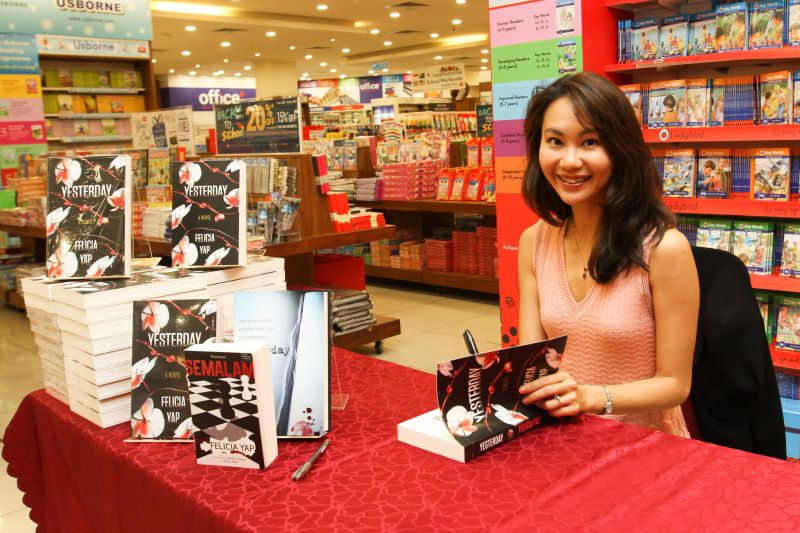Yap thanked MPH for hosting her signing session, and local independent publisher Fixi that published the Malay translation titled 'Semalam'. ― Picture by Miera Zulyana