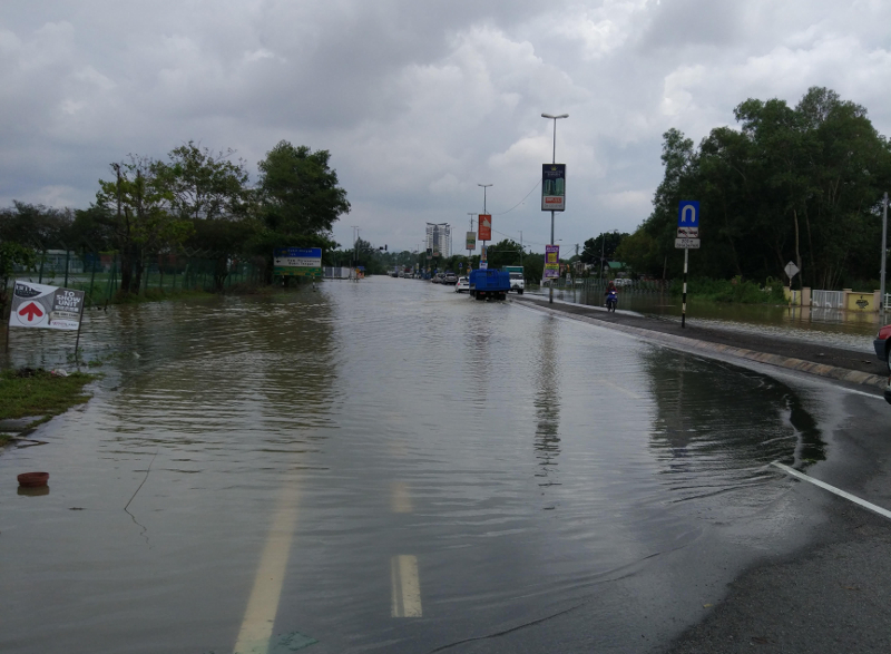 Picture shows a flooded section of Japan Bukit Tengah in Bukit Mertajam, Penang November 5, 2017. u00e2u20acu201d Picture courtesy of Ooi Beng Sun