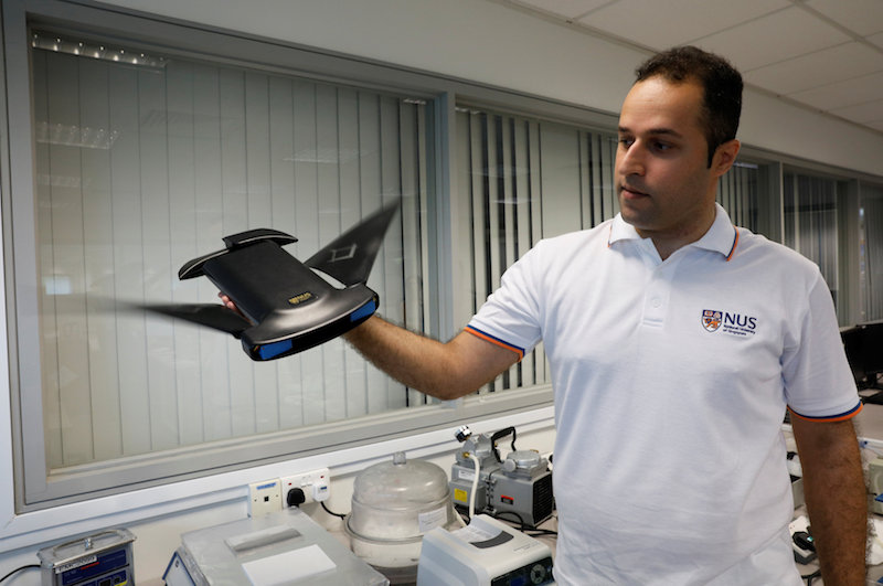 NUS Department of Mechanical Engineering researcher Soheil Arastehfar showcases their aquatic robot manta ray u00e2u20acu02dcMantadroidu00e2u20acu2122 at their faculty premises in Singapore November 27, 2017. u00e2u20acu201d Reuters pic