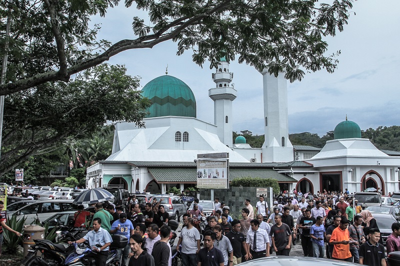 A general view of At-Taqwa mosque at Jalan Datuk Sulaiman at Taman Tun Dr Ismail, Kuala Lumpur December 29, 2017. — Picture by Shafwan Zaidon
