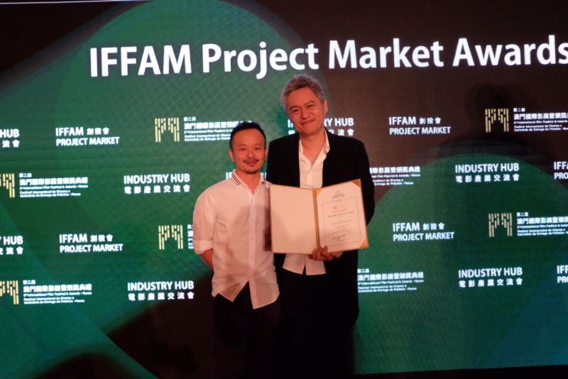 Malaysian filmmakers Liew Seng Tat (left) and Pete Teo won The Huace Pictures Award with their project titled u00e2u20acu02dcThe Girl With No Headu00e2u20acu2122. u00e2u20acu201d Picture by Opalyn Mok