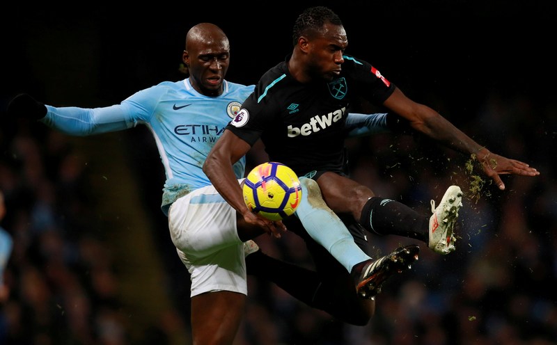 Manchester City's Eliaquim Mangala (left) in action with West Ham United's Michail Antonio in the EPL match at the Etihad Stadium December 3, 2017. u00e2u20acu201d Reuters pic
