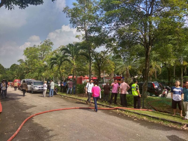 The scene outside the Noble Care old folksu00e2u20acu2122 home in Sungai Long. u00e2u20acu2022 Picture by Kenneth Tee