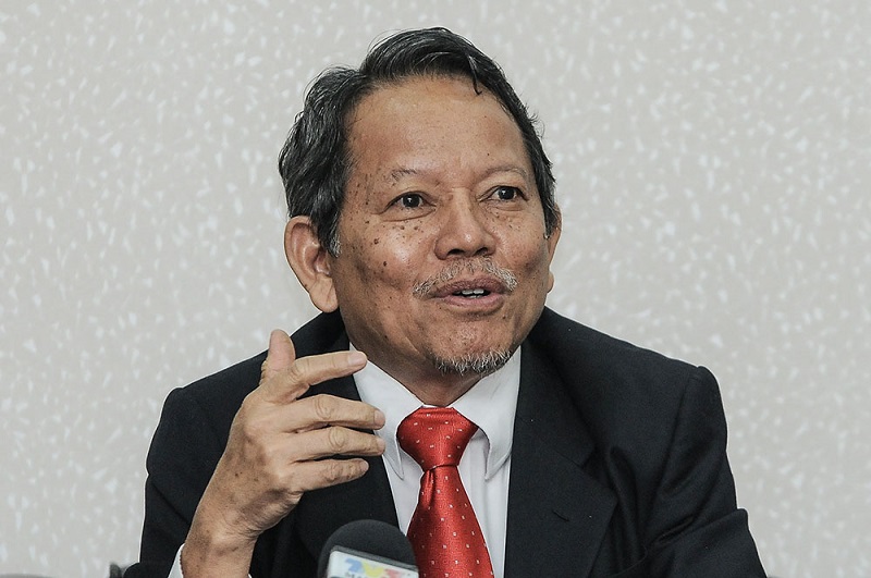 MIER executive director Zakariah Abdul Rashid speaks during a press conference in Kuala Lumpur January 23, 2018. u00e2u20acu201d Picture by Miera Zulyana