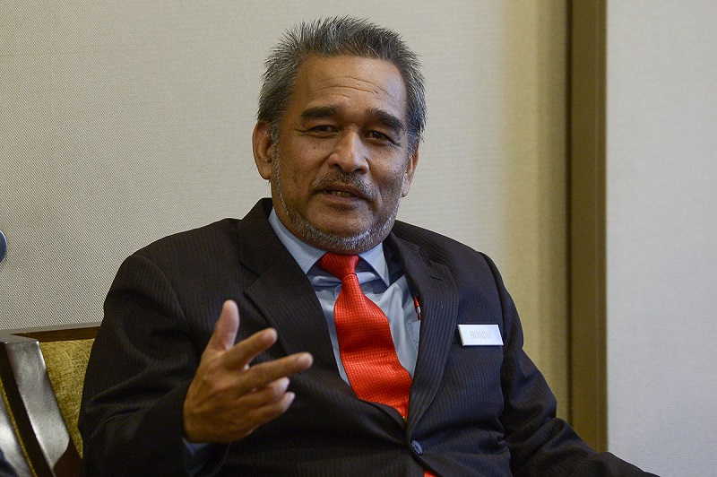 Valuation and Property Services Department director Nordin Daharom speaks during the launching of 11th Malaysian Property Summit at the Sime Darby Convention Centre in Kuala Lumpur January 23, 2018. u00e2u20acu201d Picture by Mukhriz Hazim