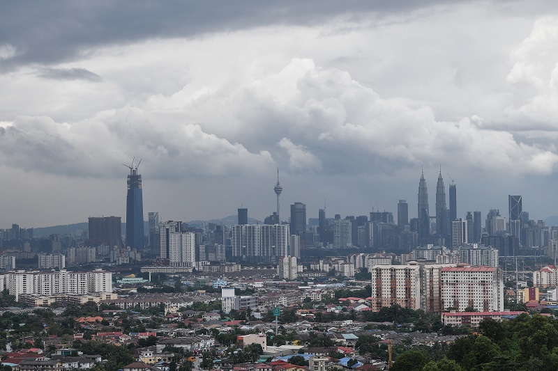 A view of the Kuala Lumpur skyline January 10, 2018.  The KL Tower can be seen in the centre, with KLCC on the right and the Exchange 106 skyscraper u00e2u20acu201d which is still under construction u00e2u20acu201d on the left. u00e2u20acu201d Bernama pic