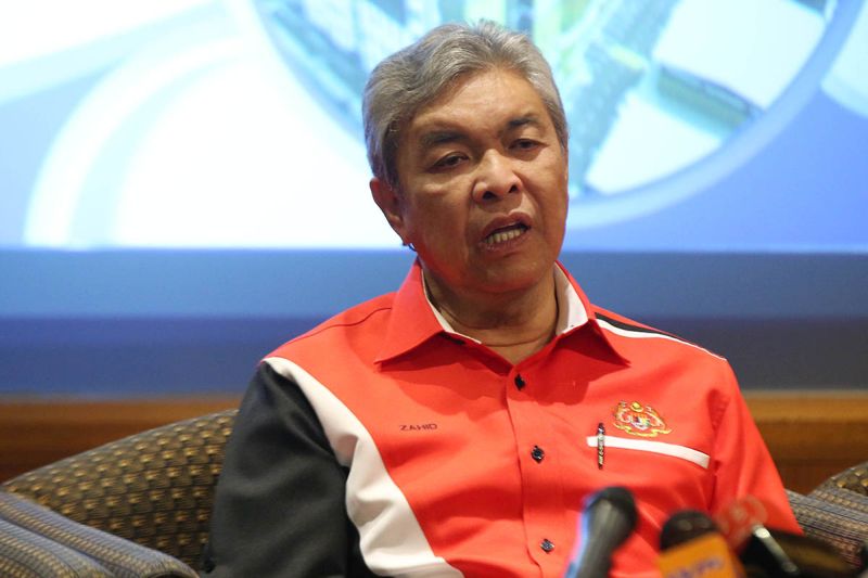 Deputy Prime Minister Datuk Seri Zahid Hamidi chairs a high-level committee meeting on housing at Perdana Putra, Putrajaya January 25, 2018.  u00e2u20acu2022 Picture by Azinuddin Ghazali