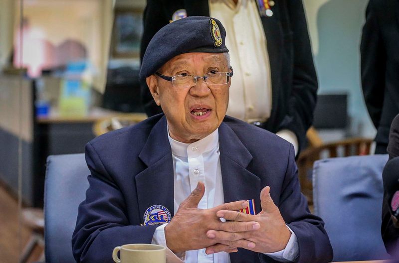 Macva president Major Tan Pau Son during Malaysian Armed Forces Chinese Veterans Association press conference at  The Boulevard Mid Valley City January 15, 2018. u00e2u20acu201d Picture by Firdaus Latifn