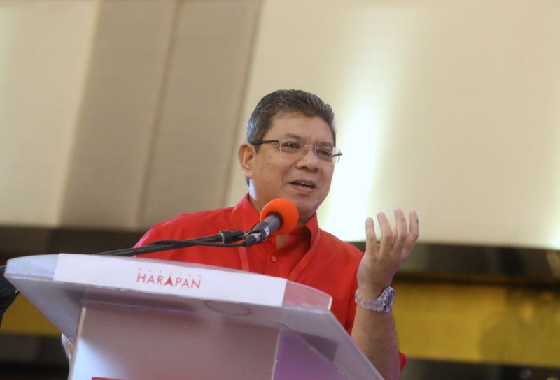 Datuk Saifuddin Abdullah speaks at the Pakatan Harapan convention in Shah Alam January 7, 2018. u00e2u20acu2022 Picture by Zuraneeza Zulkifli