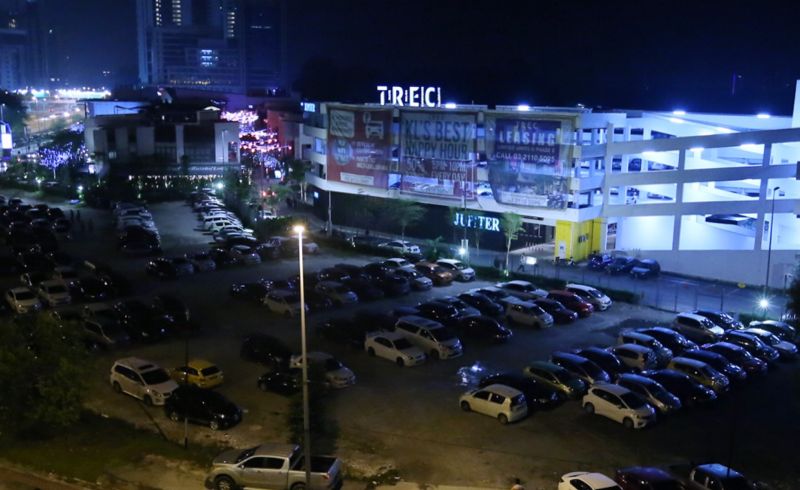  The TREC entertainment district is the only one in Kuala Lumpur allowed to operate until 5am, but the Kuala Lumpur mayor said the permitted operating hours may be shortened following police advice. u00e2u20acu2022 Picture by Zuraneeza Zulkiflin