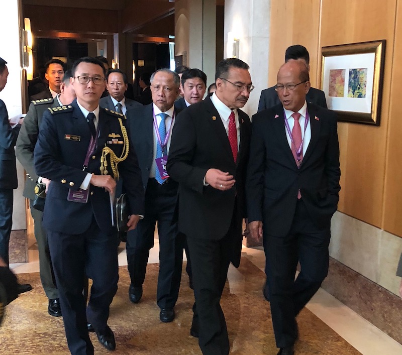 Datuk Seri Hishammuddin Tun Husseinwith Secretary Delfin Lorenzana, Secretary of National Defence for the Philippines on the sidelines of the Asean Defence Ministersu00e2u20acu2122 Meeting Retreat in Singapore February6, 2018. u00e2u20acu201d Ministry of Defence handout