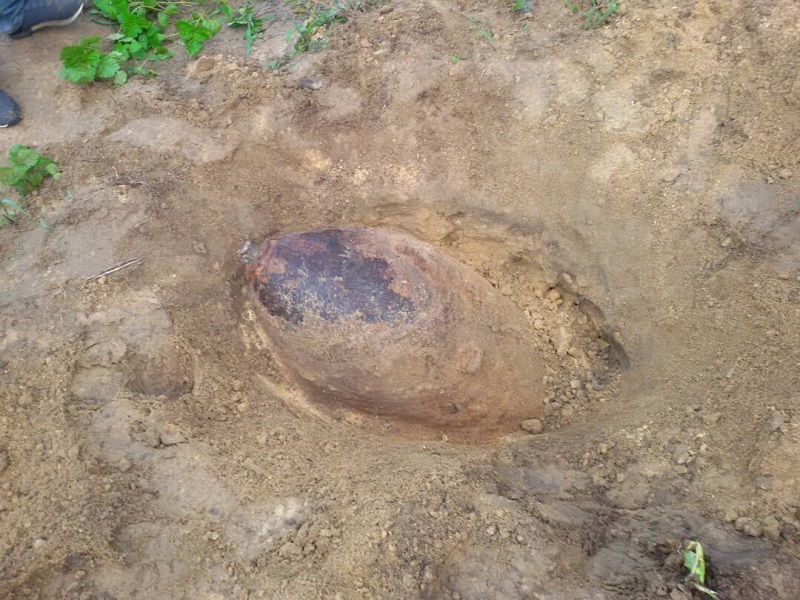 District police chief Superintendent Mohamad Zainal Abdullah said the bomb, estimated to weigh some 45kg, was uncovered at 5.30pm on Thursday. u00e2u20acu201d Picture courtesy of PDRM 