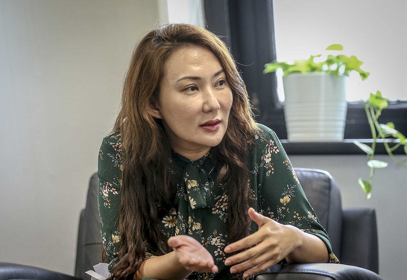 Maybank managing director of real estate ventures, Sally Lye Saw Im, speaks to Malay Mail during an interview in Kuala Lumpur January 24, 2018. u00e2u20acu201d Picture by Firdaus Latif