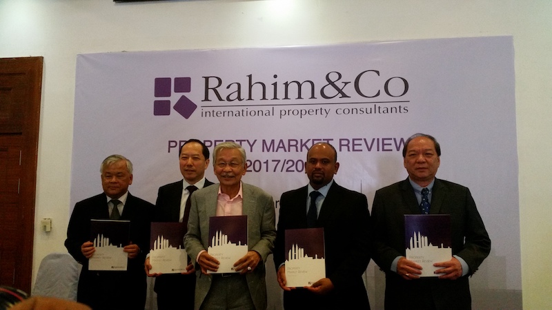 (From left) Property consultancy Rahim & Co's valuation services director Chee Kok Thim, Rahim & Co's real estate agency director Robert Ang, Rahim & Co's executive chairman Tan Sri Abdul Rahim Abdul Rahman, Rahim & Co's research director Sulaiman Akhmady Mohd Saheh, Rahim & Co's Petaling Jaya office's director Choy Yue Kwong. — Picture by Ida Lim