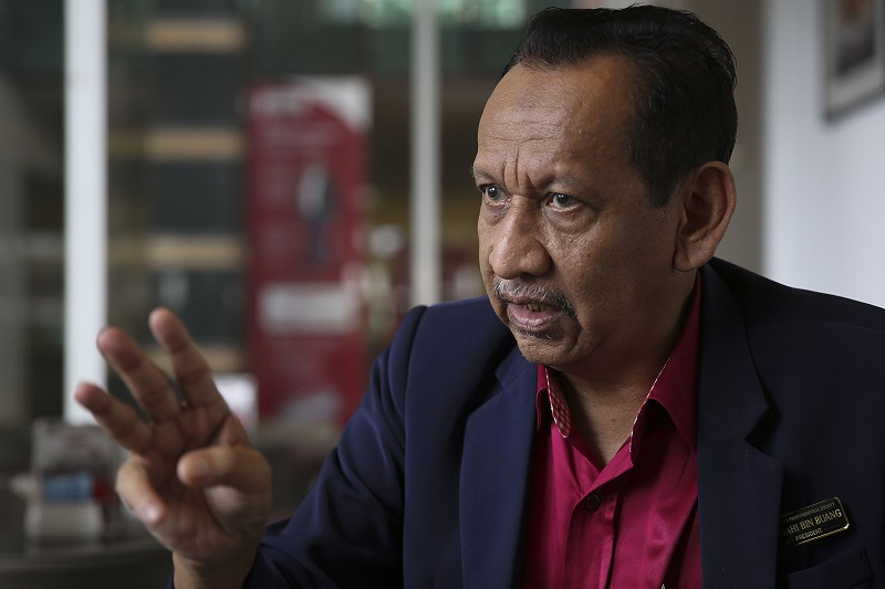 Malaysian Pharmaceutical Society President, Amrahi Buang speaks to Malay Mail during an interview in Shah Alam February 15, 2018. u00e2u20acu201d Picture by Yusof Mat Isa