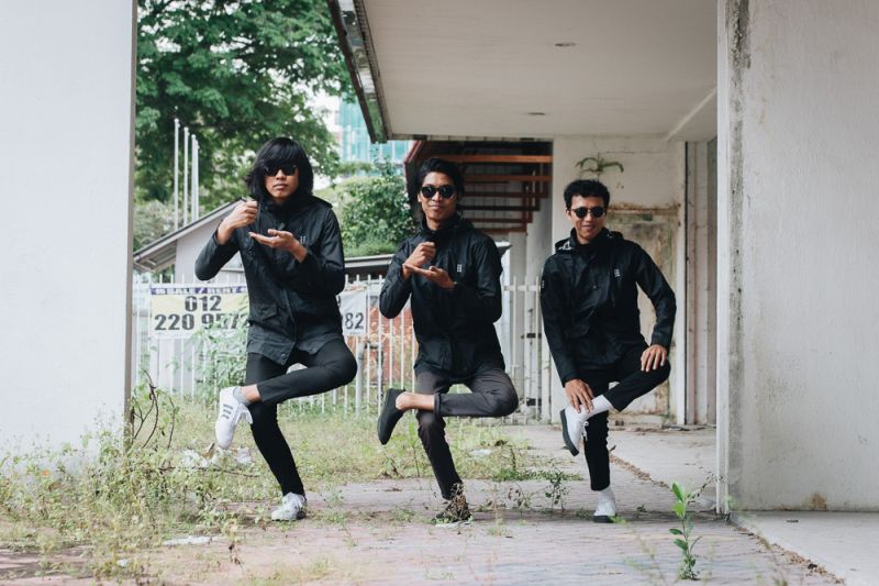 They are funny and they are real... Kugiran Masdo strike a familiar chord with their fans (left to right): Mawi, Ali and Ambobzeela. — Picture by Mukhriz Hazim