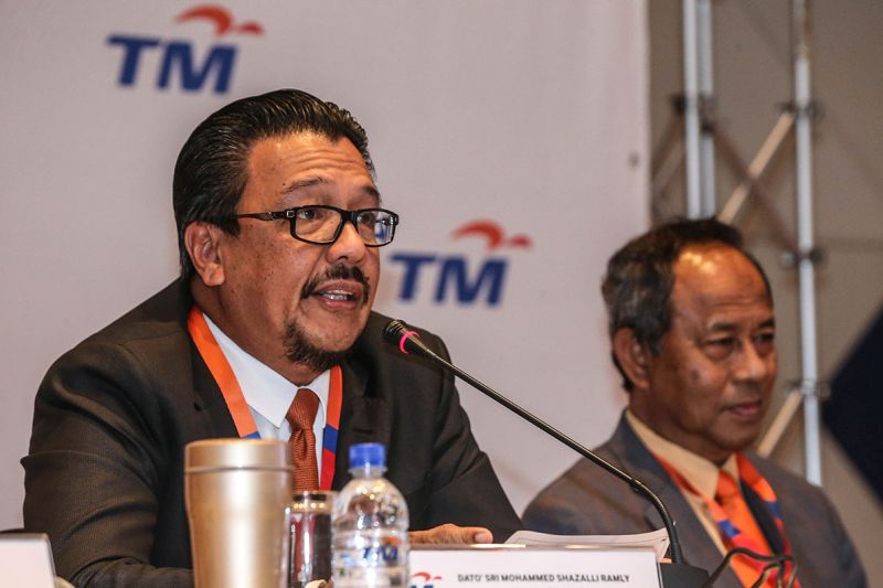 TM Managing Director and Group Chief Executive Officer Datuk Seri Mohammed Shazalli Ramly (left) speaks to members of the press in Kuala Lumpur February 27, 2018. u00e2u20acu201d Picture by Hari Anggara