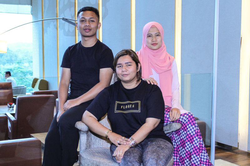 The Calla’s Firdaus, Nadia and Raihan planned Yuna's wedding based on the lookbook provided by the singer. — Picture by Shafwan Zaidon