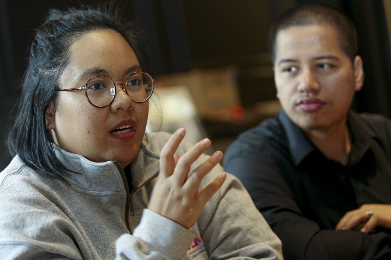 Magazine editor Herinza (left) speaks to Malay Mail during an interview in Kuala Lumpur. u00e2u20acu201d Picture by Yusof Mat Isa