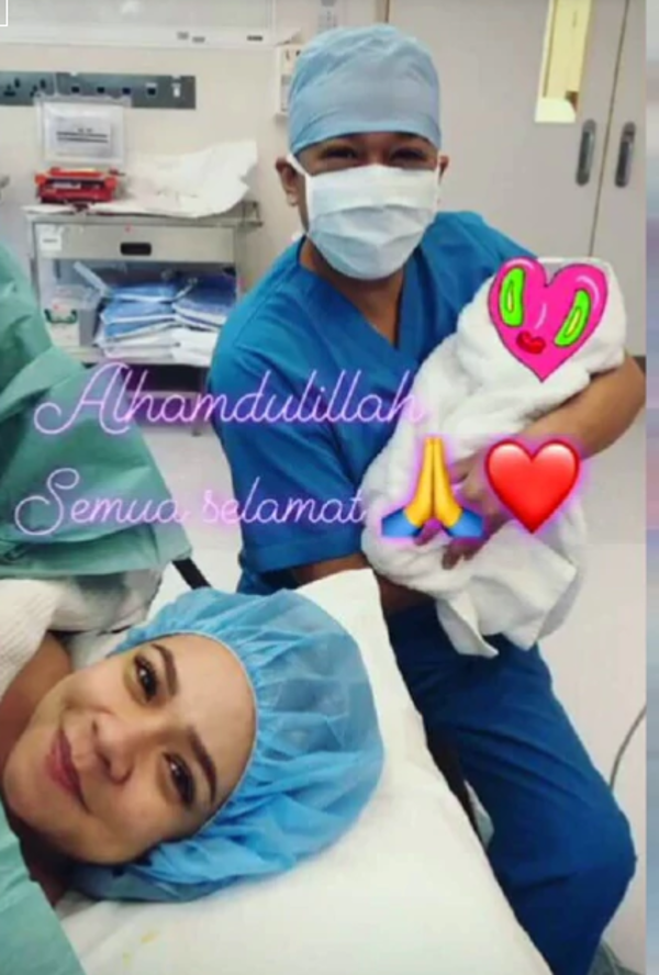 Nedim and Nora welcomes their bundle of joy. — Picture via Instagram/bettyrahmad
