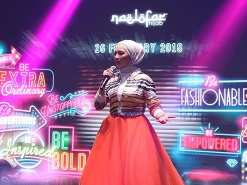 Pelakon Neelofa menganggap kontroversi pelancaran tudung 'Be Lofa' di pusat hiburan Zouk sebagai dilebih-lebihkan. u00e2u20acu2022 Foto ihsan Instagram/Neelofann
