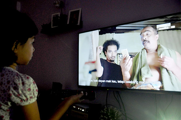 Pok Ya Cong Codei is one telemovie that has really captivated all Kelantanese... but it should be watched by all Malaysians. — Picture by Mohd Shafae