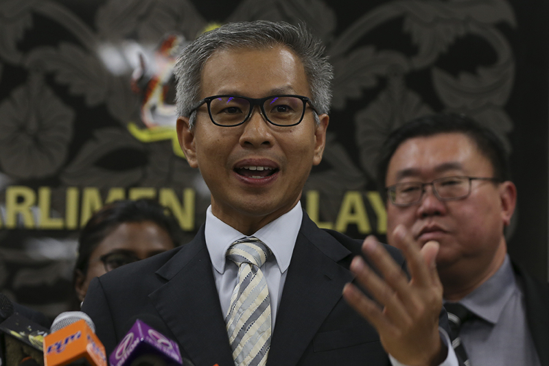 Tony Pua Kiam Wee speaks during a press conference in Kuala Lumpur March 7, 2018. u00e2u20acu201d Picture by Azneal Ishak