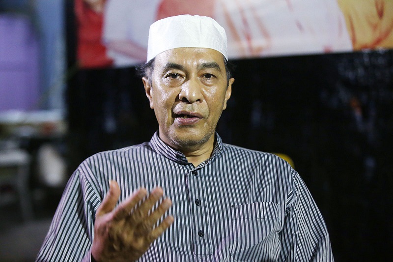 Kelantan Pakatan Harapan chairman Husam Musa speaks during the launch of the Pakatan Harapan interracial relations committee at Pasir Mas March 21, 2018. u00e2u20acu201d Picture by Azinuddin Ghazali