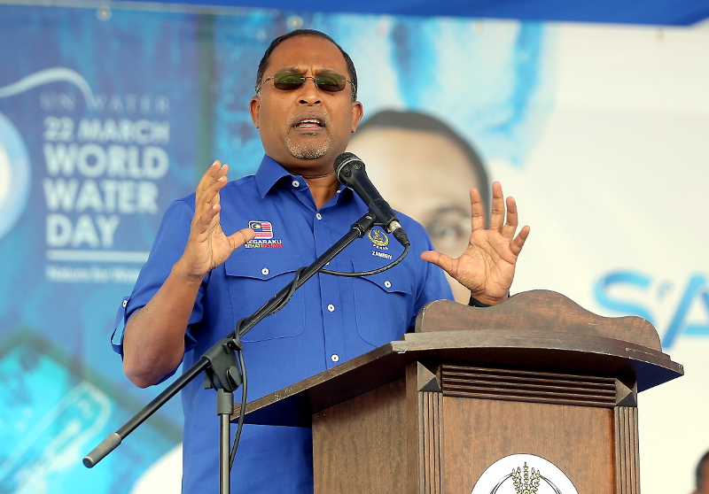 Perak Mentri Besar Datuk Seri Zambry Abd Kadir gives a speech during the launch of the national level 'World Water Day' celebration at Laman Budaya, Kuala Kangsar March 24, 2018. u00e2u20acu201d Picture by Farhan Najib