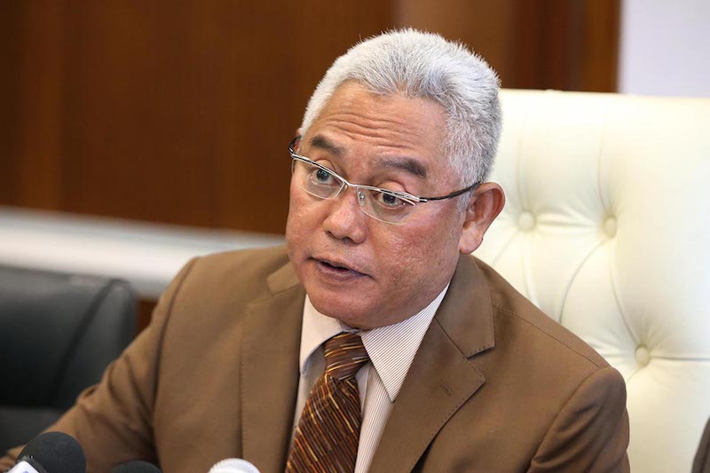 Tan Sri Noh Omar speaks during a press conference in Putrajaya March 8, 2018. u00e2u20acu201d Picture by Azinuddin Ghazali