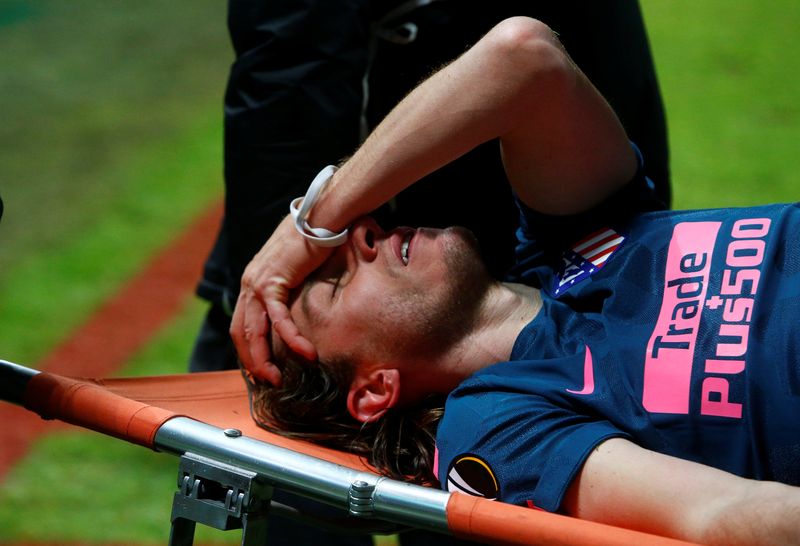 Atletico Madridu00e2u20acu2122s Filipe Luis is stretchered off after sustaining an injury during their Europa League Round of 16 Second Leg match against Lokomotiv Moscow in RZD Arena, Moscow, March 15, 2018. u00e2u20acu201d Reuters pic