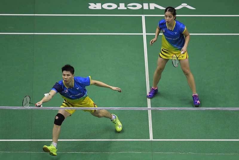 Pemain beregu campuran negara, Goh Soon Huat (kiri) dan Shevon Jemie Lai beraksi pada peringkat separuh akhir Kejohanan Perodua Malaysia Masters 2018 di Axiata Arena, Bandar Sukan Kuala Lumpur 20 Januari, 2018. u00e2u20acu201d Foto Bernama