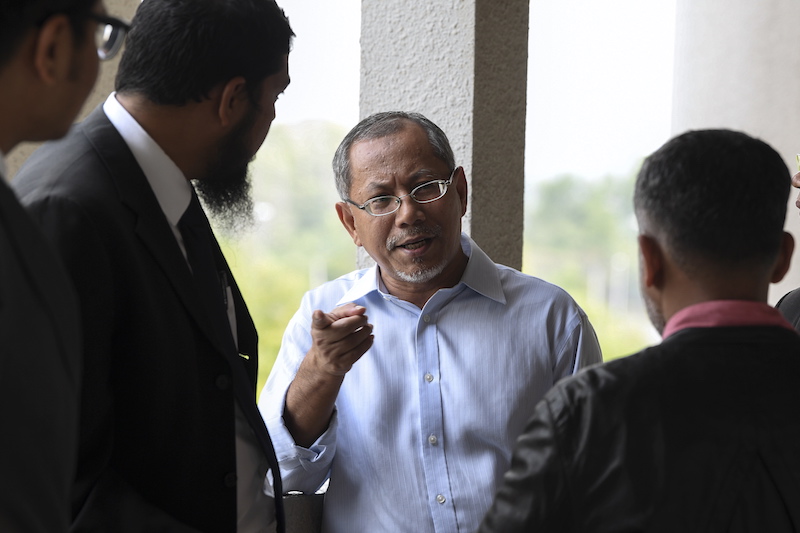 Former Youth and Sports Ministry finance division secretary, Otman Arsahd, is seen at the Sessions Court in Kuala Lumpur March 20, 2018. u00e2u20acu201d Bernama pic