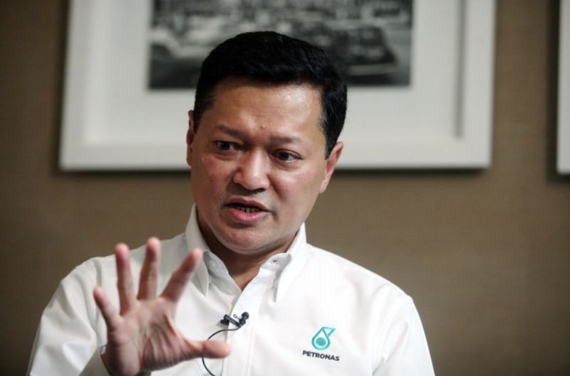 File picture shows Petronas Executive Vice President and Chief Executive Officer Datuk Mohd Anuar Taib during an exclusive interview at Hotel Grand Hyatt, Kuala Lumpur, August 22, 2017. u00e2u20acu201d Bernama pic