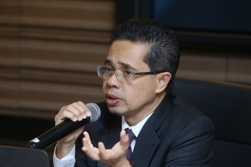 Malaysia Rating Corporation Berhad chief economist Nor Zahidi Alias speaks at a press conference at the Hilton Kuala Lumpur on March 6, 2018.  u00e2u20acu201d Picture by Zuraneeza Zulkifli